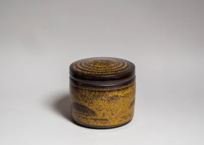Stardust collection jar with Tea Dust glaze